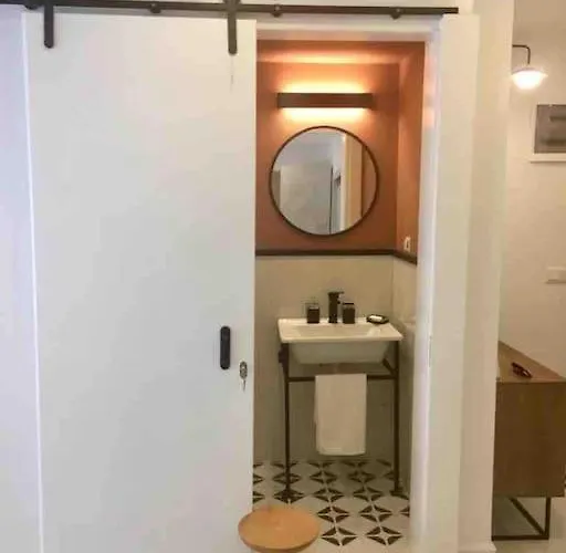 Center Of Old Town,2+1 Flat With Garden Antalya
