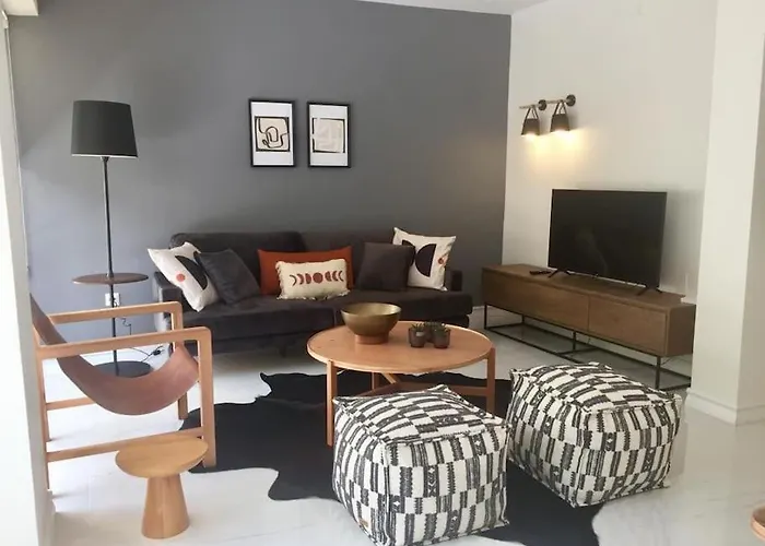 Lejlighed Center Of Old Town,2+1 Flat With Garden